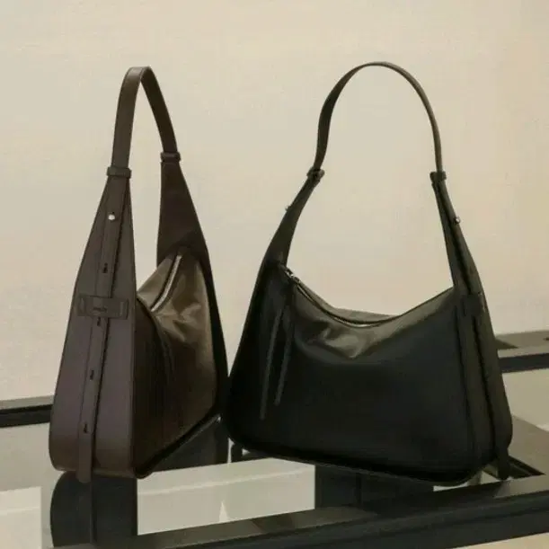 Atelier Park Bloomback Black #숄더백,#아뜰리에파크,#블룸백